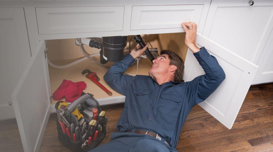 Professional Tankless Water Heater Installation in Windom, TX